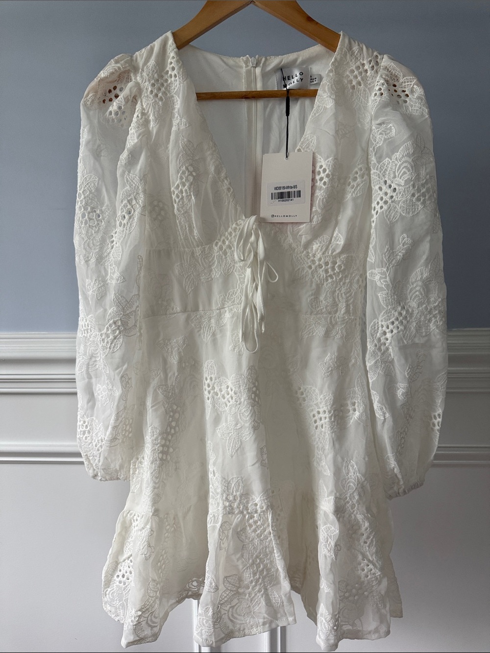 Hello Molly White Eyelet Short Dress US 4 Ruffle Summer Cocktail Party NWT NEW